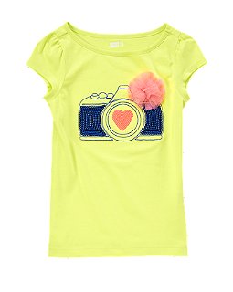 アメリカ　クレイジーエイト　フラワーコサージュ付　カメラ　Tシャツ　イエロー
